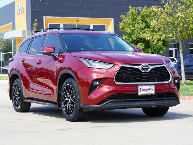 Used 2021 Toyota Highlander Limited FWD image 8