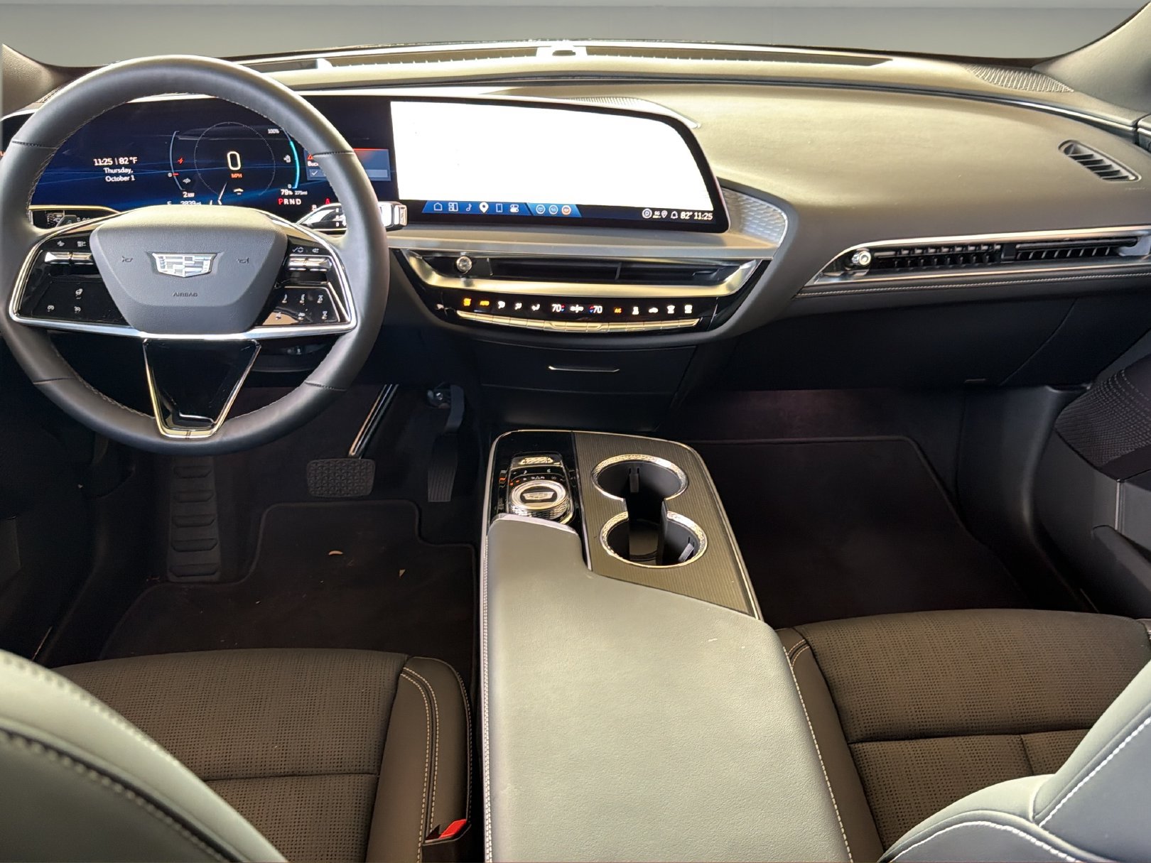 Certified 2025 Cadillac Lyriq Luxury RWD image 13