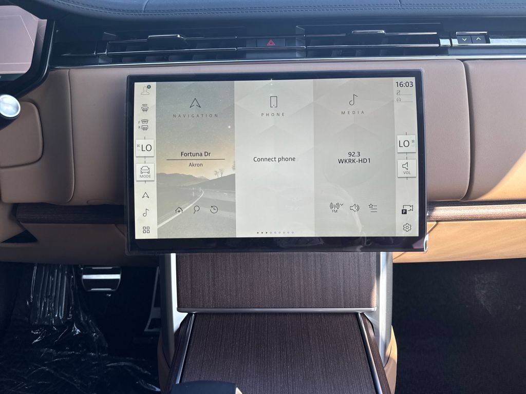 New 2026 Land Rover Range Rover SE AWD/4WD image 21