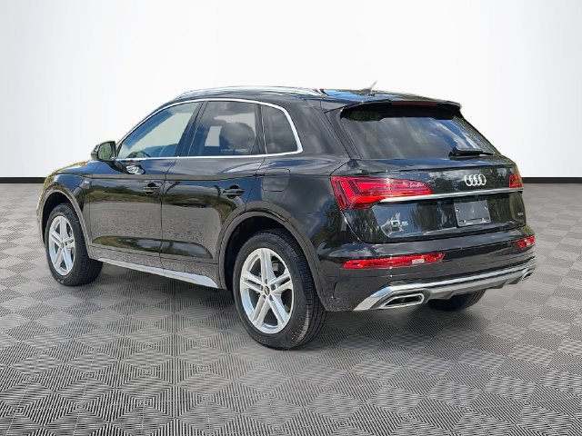 Used 2022 Audi Q5 e Prestige AWD/4WD image 4