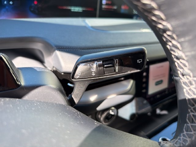 New 2026 Lincoln Navigator Reserve w/ Jet Appearance Package AWD/4WD image 26