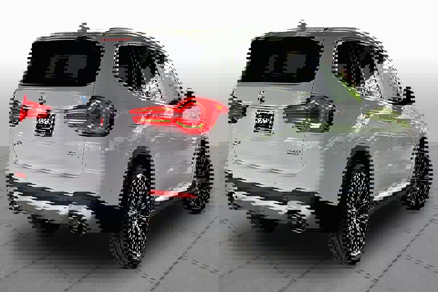 Used 2023 BMW X3 xDrive30i w/ Premium Package w/ZPA image 12