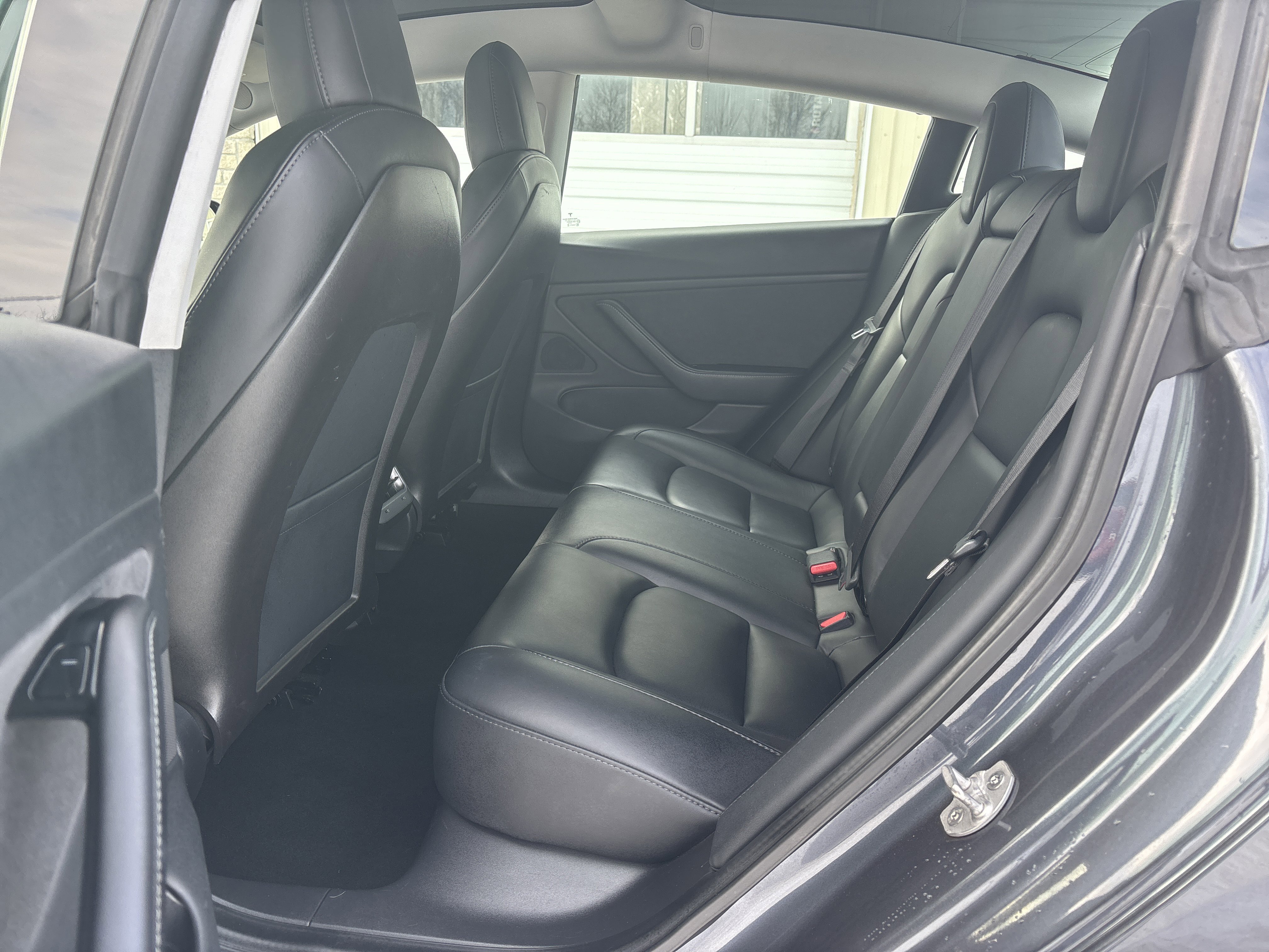 Used 2020 Tesla Model 3 Performance image 27