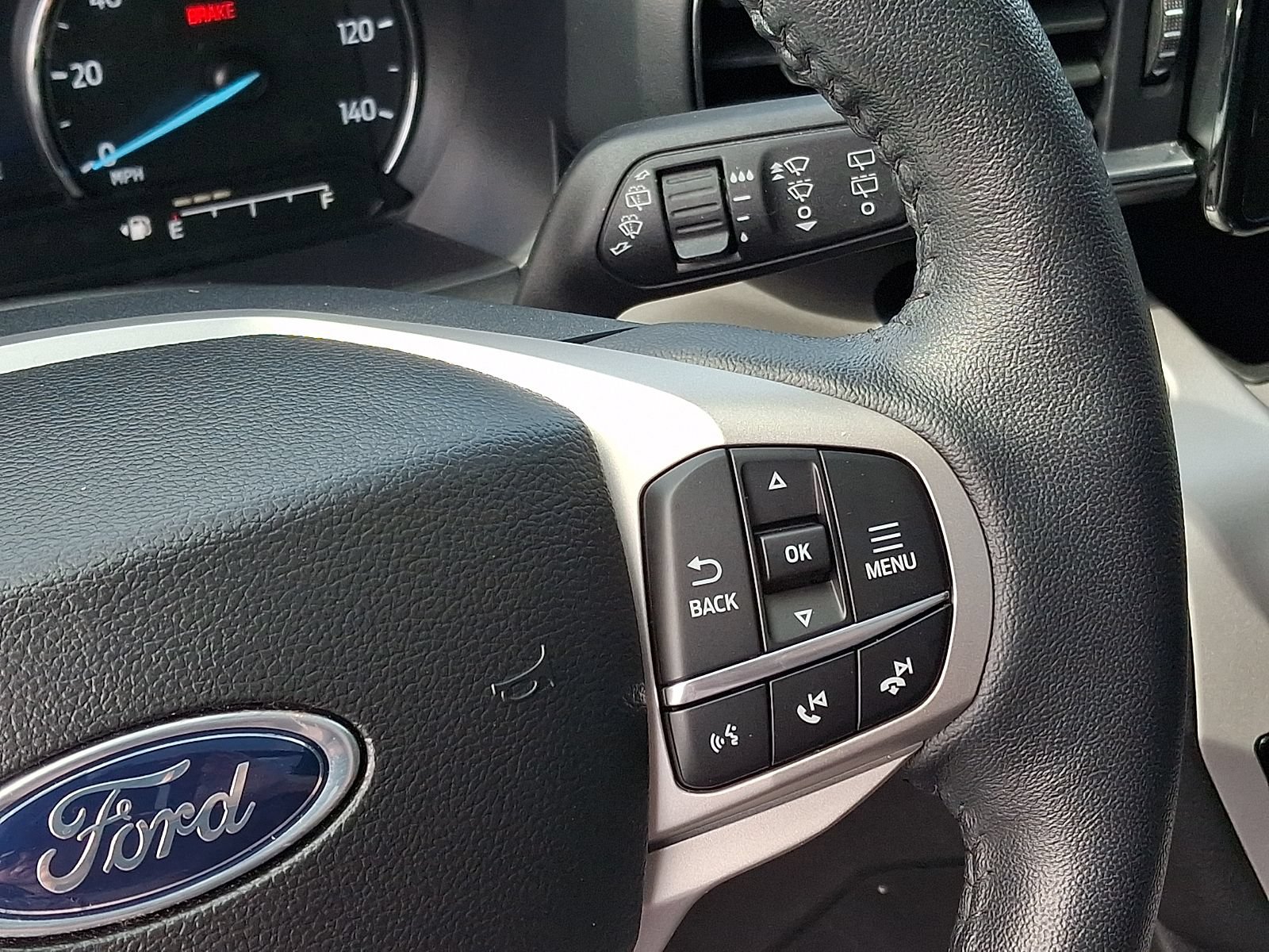 Used 2023 Ford Explorer XLT w/ Equipment Group 202A AWD/4WD image 22