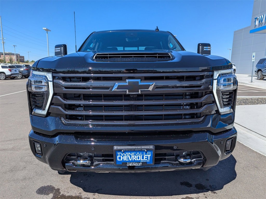 New 2025 Chevrolet Silverado 2500 High Country w/ Midnight Edition image 3