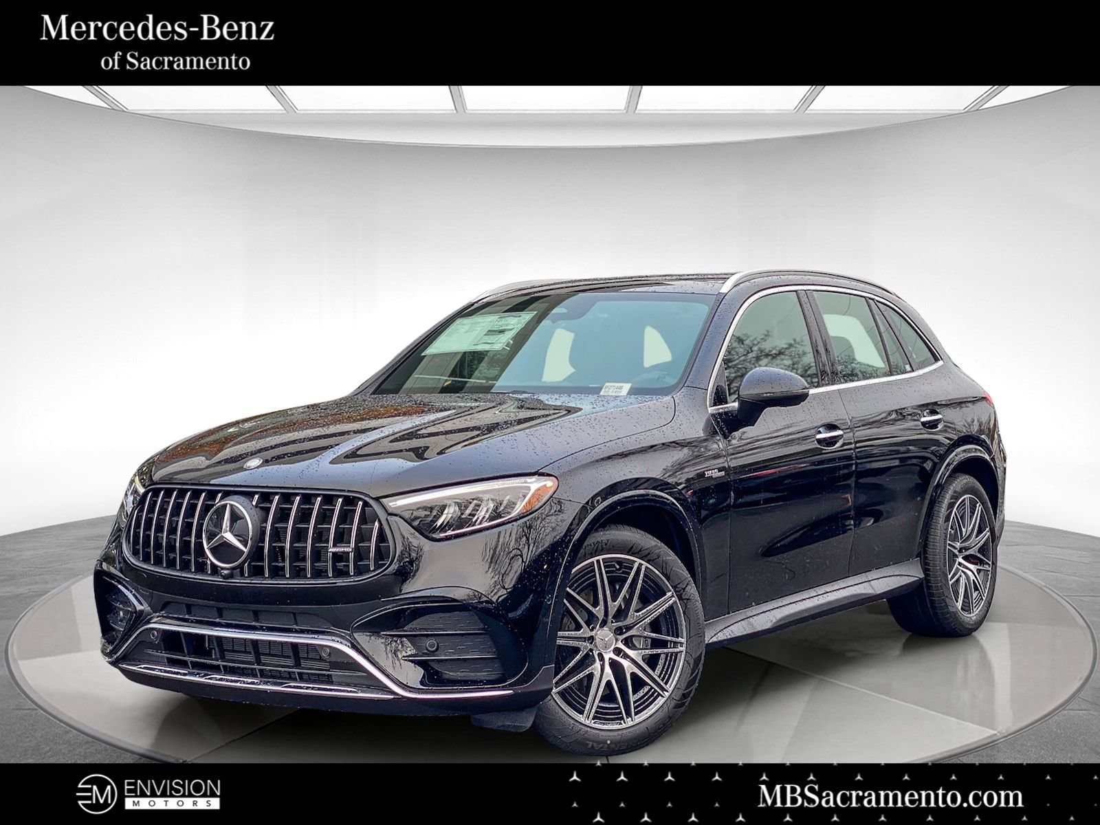 New 2025 Mercedes-Benz GLC 43 AMG 4MATIC image 1