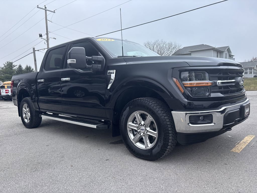 Used 2024 Ford F150 XLT w/ Tow/Haul Package image 3
