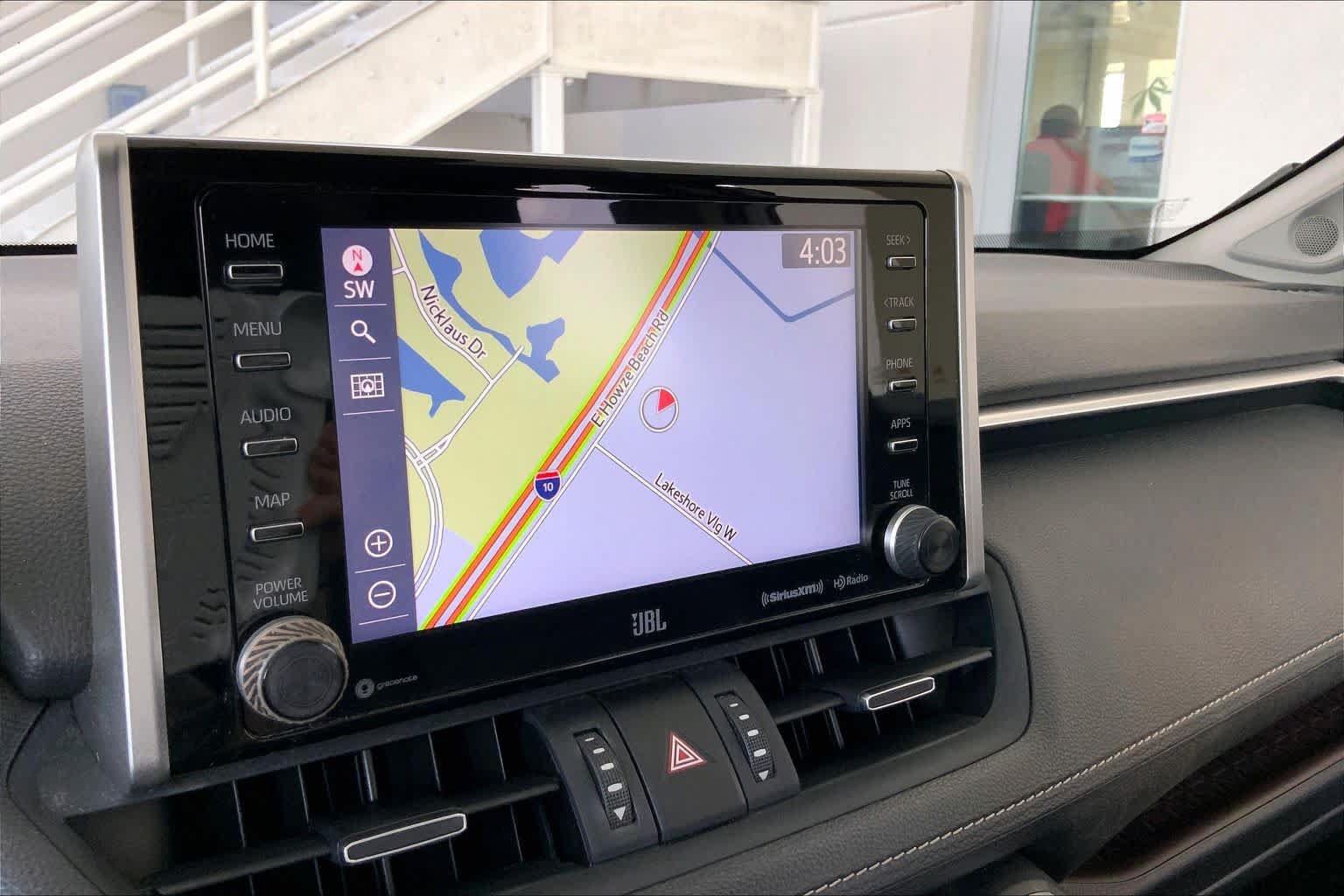 Used 2020 Toyota RAV4 Limited FWD image 31
