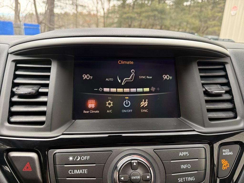 Used 2020 Nissan Pathfinder S image 22