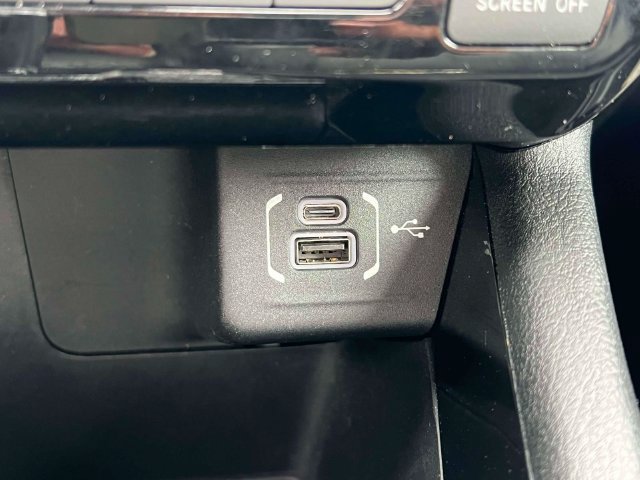 Used 2023 Jeep Compass High Altitude AWD/4WD image 18
