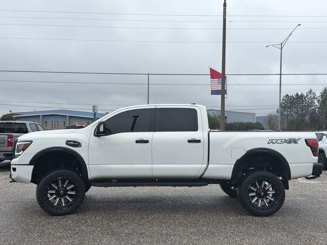 Used 2023 Nissan Titan PRO-4X w/ Pro-4x Convenience Package image 10