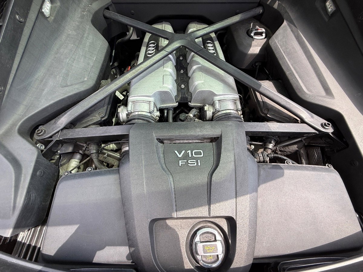 Used 2020 Audi R8 V10 AWD/4WD image 23