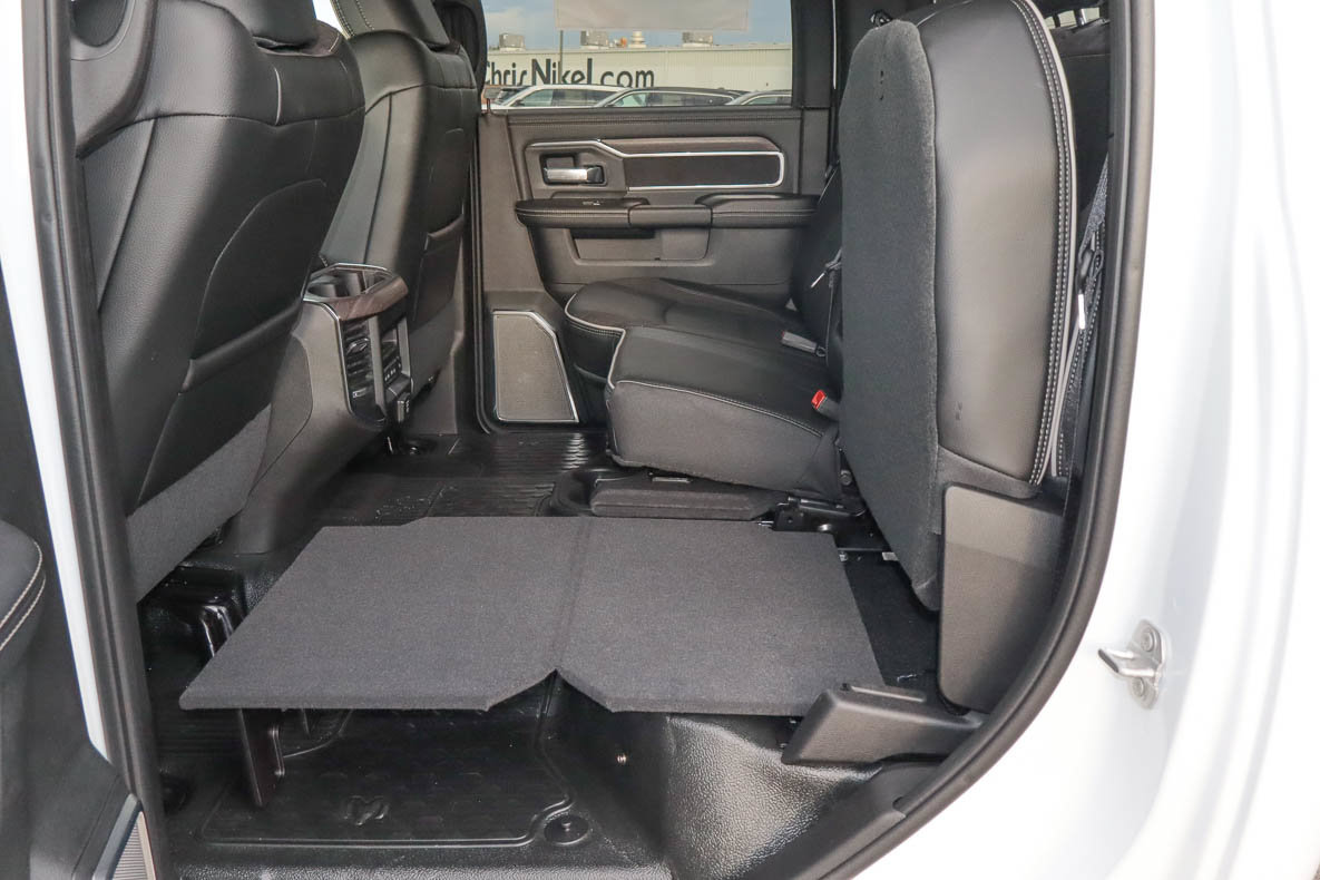 New 2027 RAM 5500 4x4 Crew Cab w/ Laramie Trim Package image 15