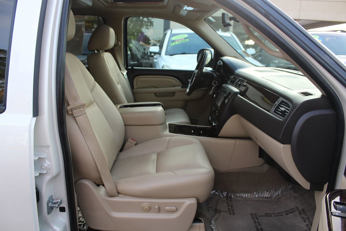 Used 2013 GMC Yukon Denali AWD/4WD image 22