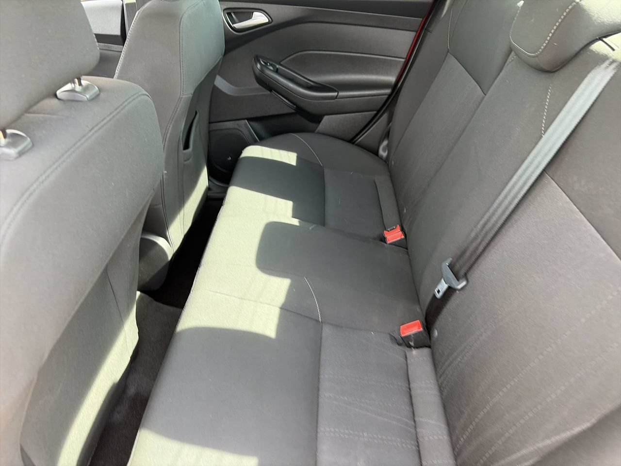 Used 2018 Ford Focus SEL FWD image 16