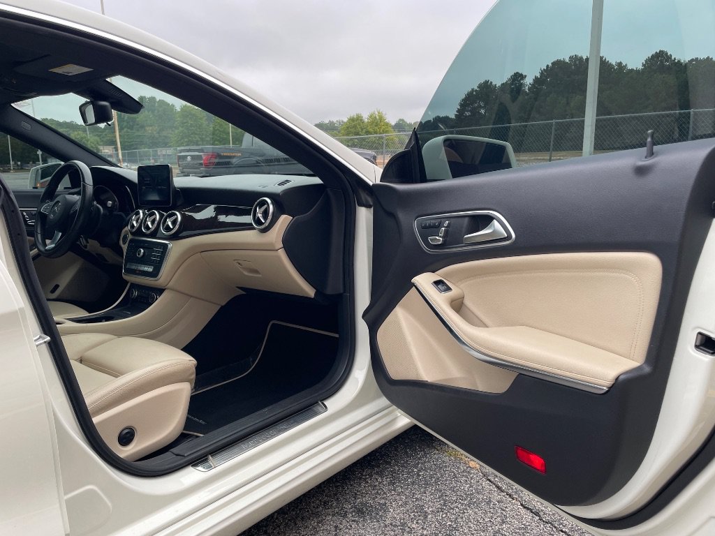 Used 2018 Mercedes-Benz CLA 250 image 20