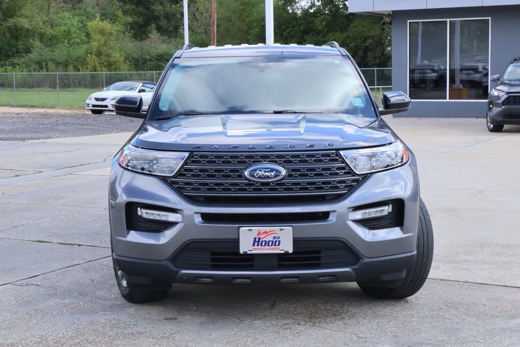 Used 2022 Ford Explorer XLT w/ Equipment Group 202A image 22