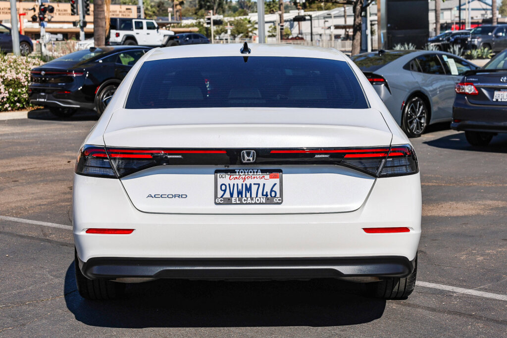 Used 2025 Honda Accord SE image 25