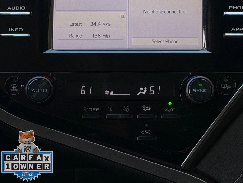 Used 2018 Toyota Camry XSE image 15