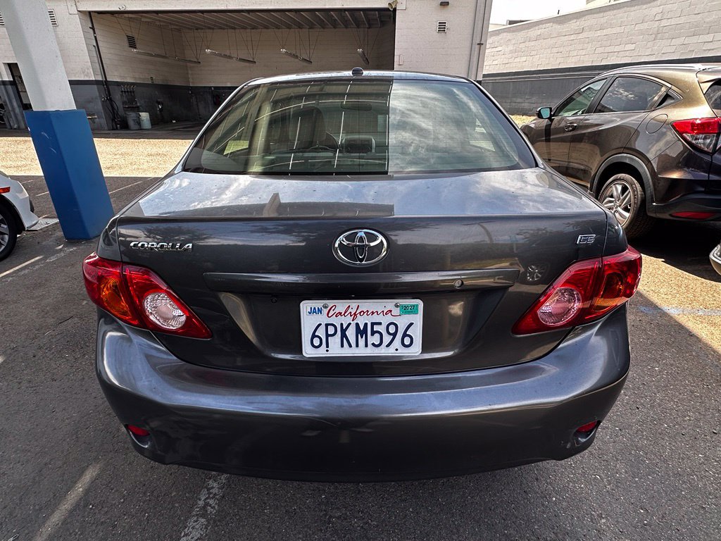 Used 2010 Toyota Corolla LE FWD image 18