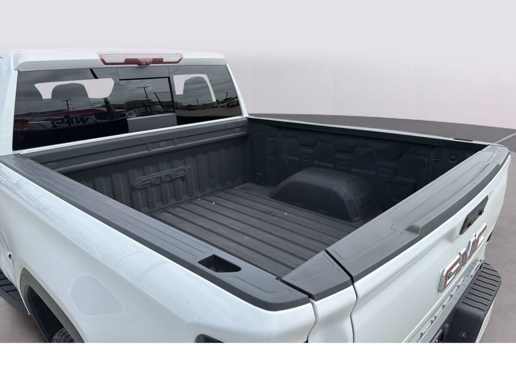 Used 2024 GMC Sierra 1500 AT4 w/ Technology Package AWD/4WD image 29