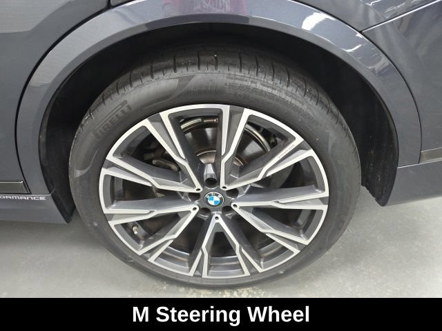 Used 2021 BMW X7 xDrive40i w/ M Sport Package AWD/4WD image 27