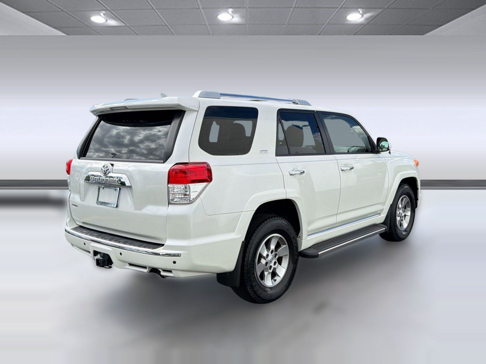 Used 2013 Toyota 4Runner SR5 w/ Convenience Pkg RWD image 8