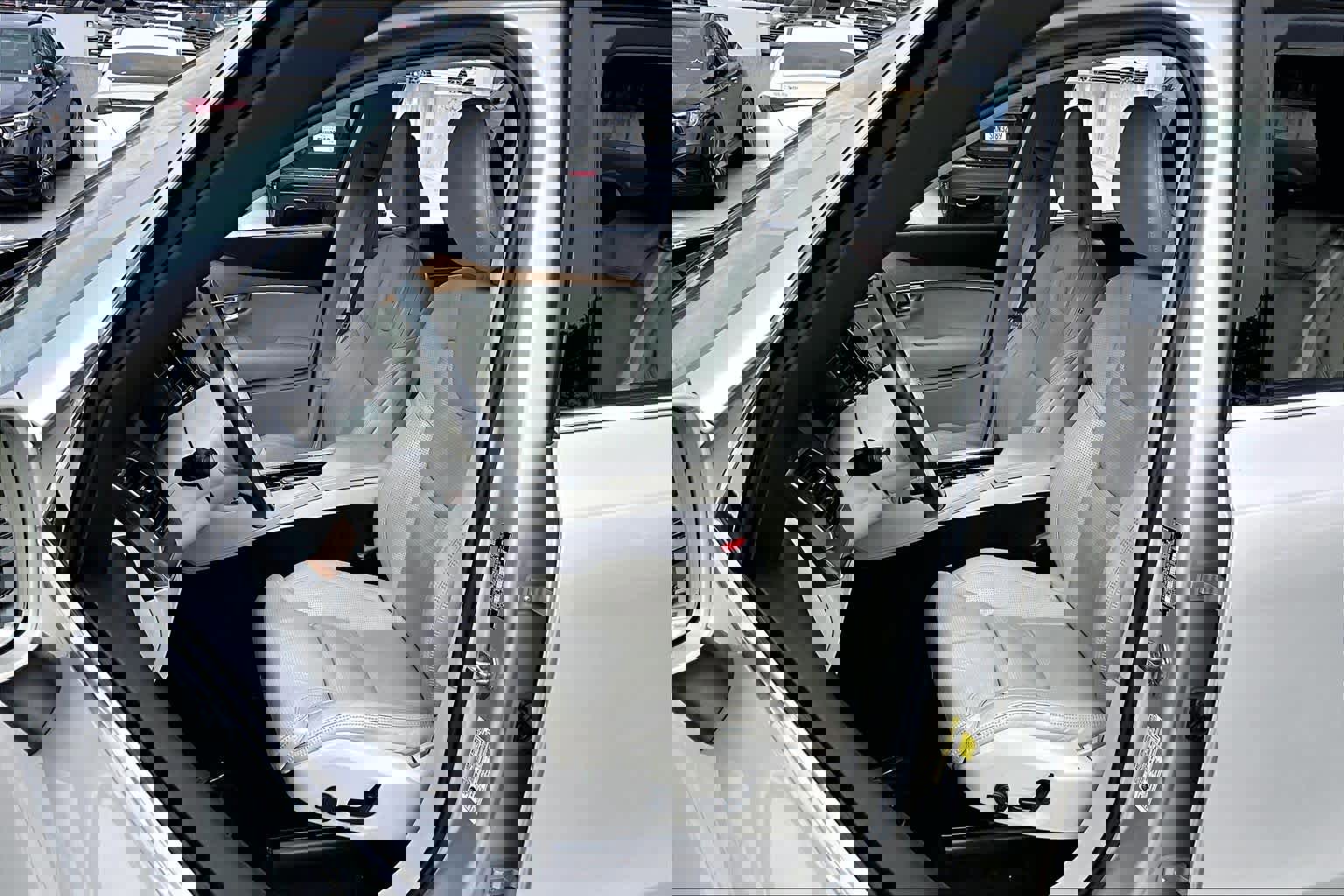 Used 2018 Volvo XC90 T6 Inscription w/ Convenience Package image 8