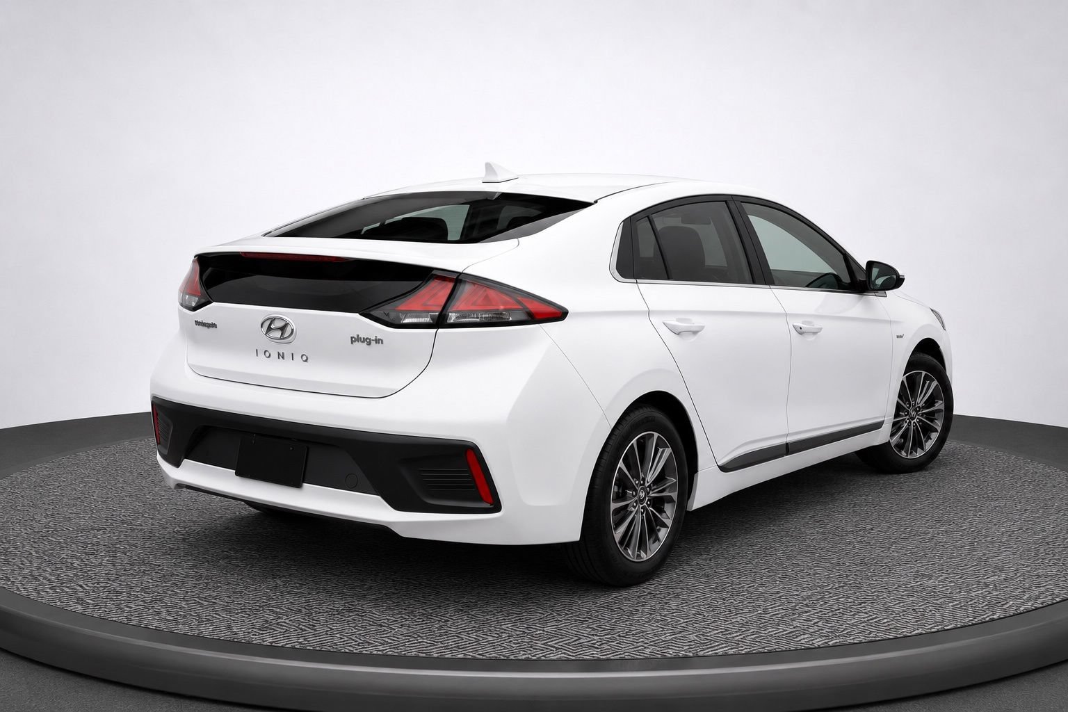 Used 2021 Hyundai Ioniq SE FWD image 24