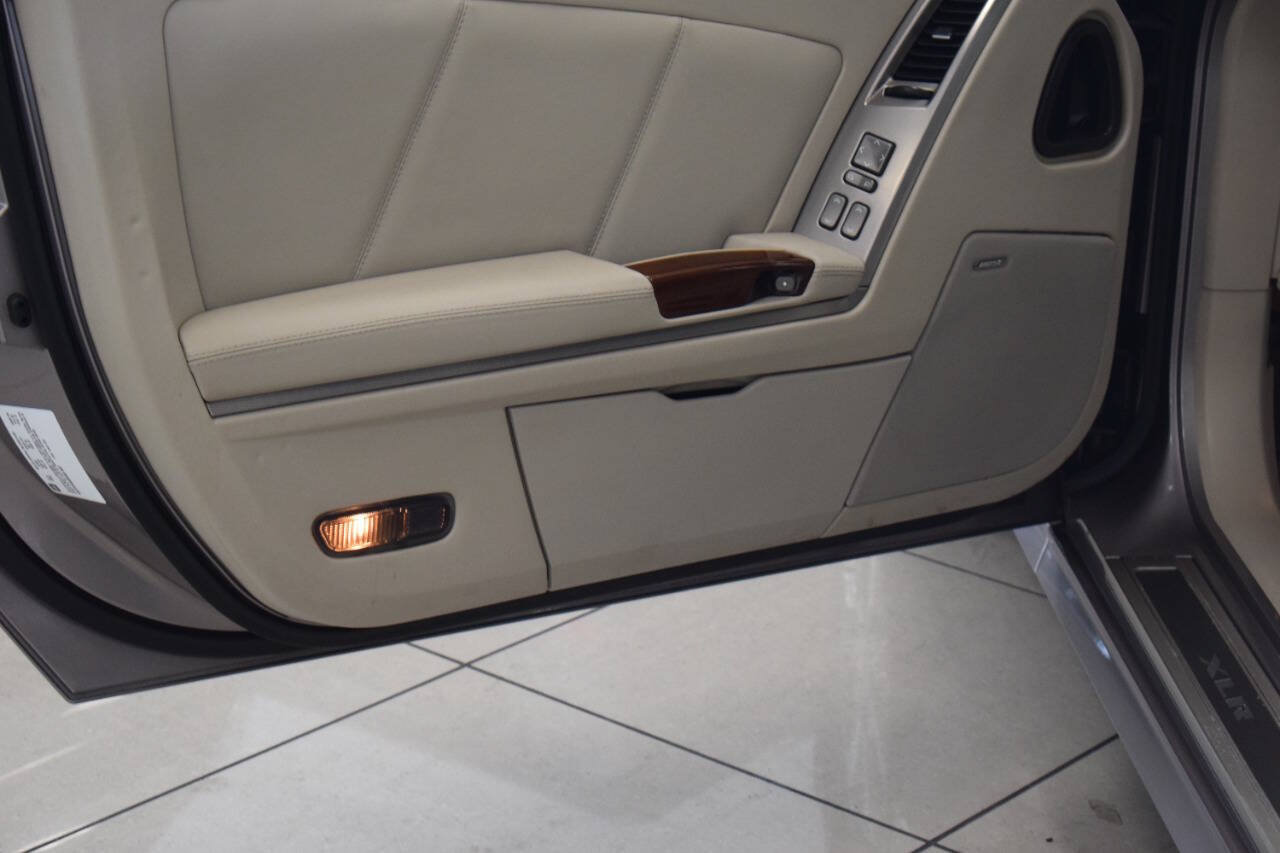Used 2005 Cadillac XLR RWD image 50