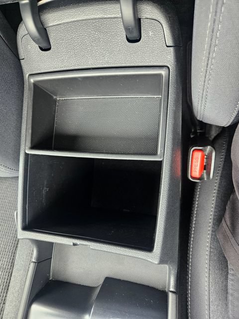Used 2020 Hyundai Santa Fe SEL FWD image 18