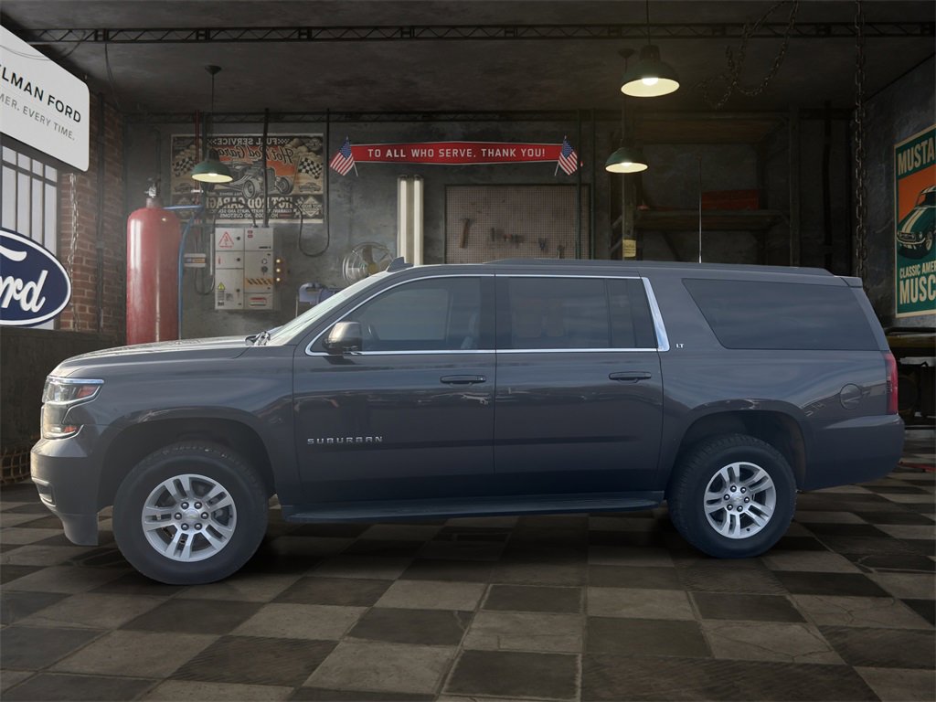 Used 2018 Chevrolet Suburban LT image 3