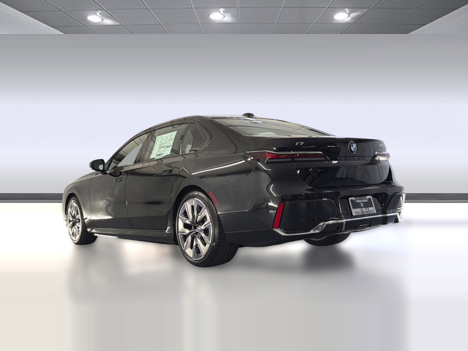 New 2025 BMW i7 eDrive50 w/ M Sport Package image 3