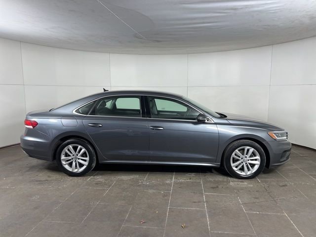 Used 2020 Volkswagen Passat 2.0T SE image 8