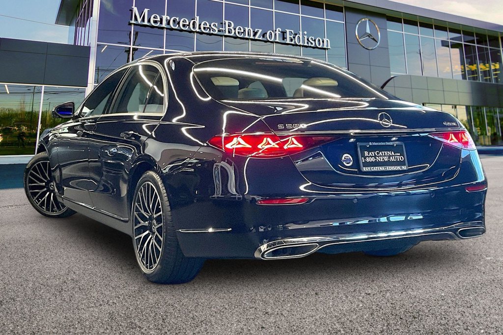 New 2027 Mercedes-Benz S 580 4MATIC Sedan image 2