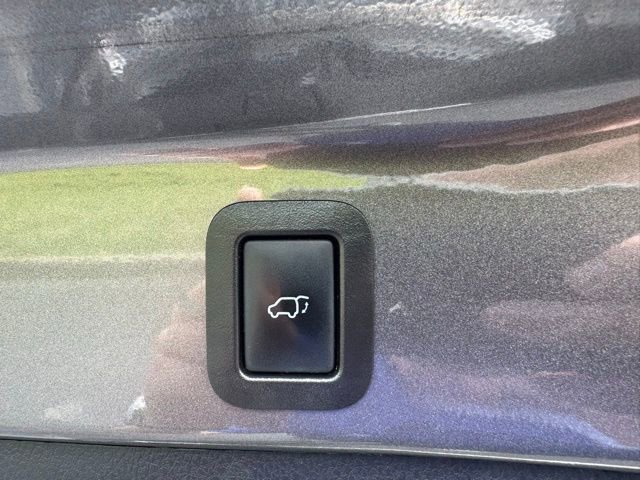 Used 2018 Toyota Highlander Limited AWD/4WD image 13
