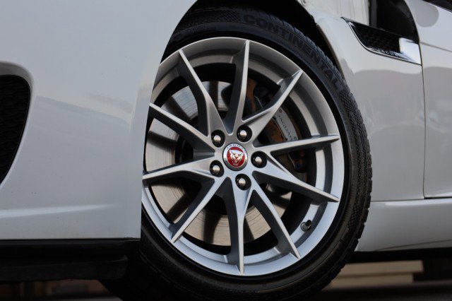 Used 2020 Jaguar F-TYPE Convertible image 47