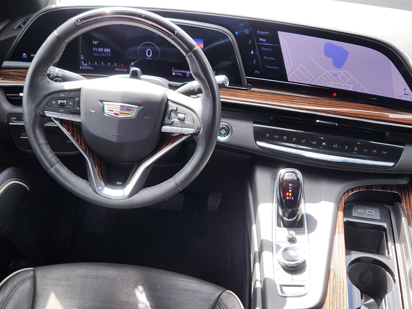 Used 2023 Cadillac Escalade ESV Premium Luxury AWD/4WD image 10