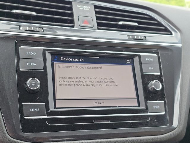 Used 2022 Volkswagen Tiguan S image 5