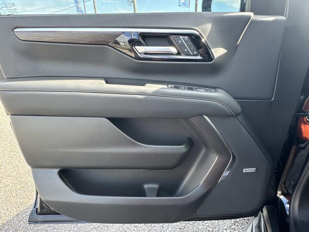 New 2026 Chevrolet Suburban Premier image 20