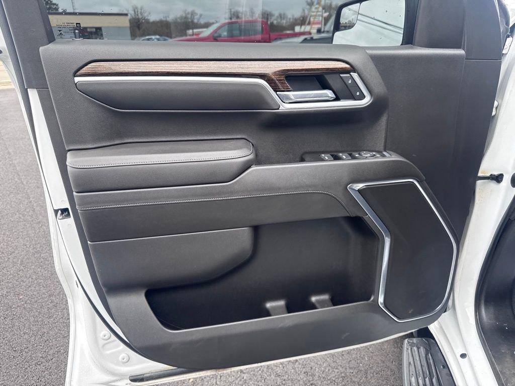 Used 2022 GMC Sierra 1500 SLE image 9