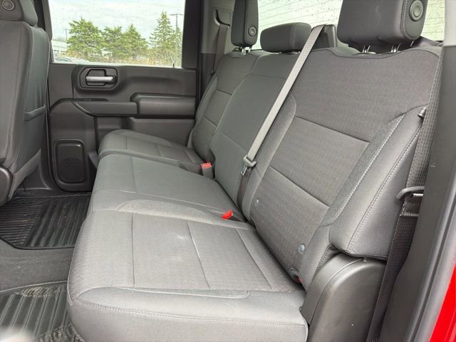 Used 2026 Chevrolet Silverado 2500 Custom w/ Custom Value Package image 19