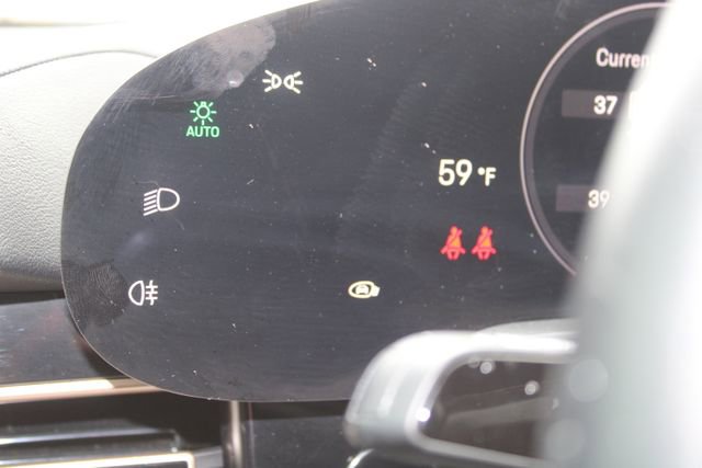 Used 2022 Porsche Taycan 4S image 20