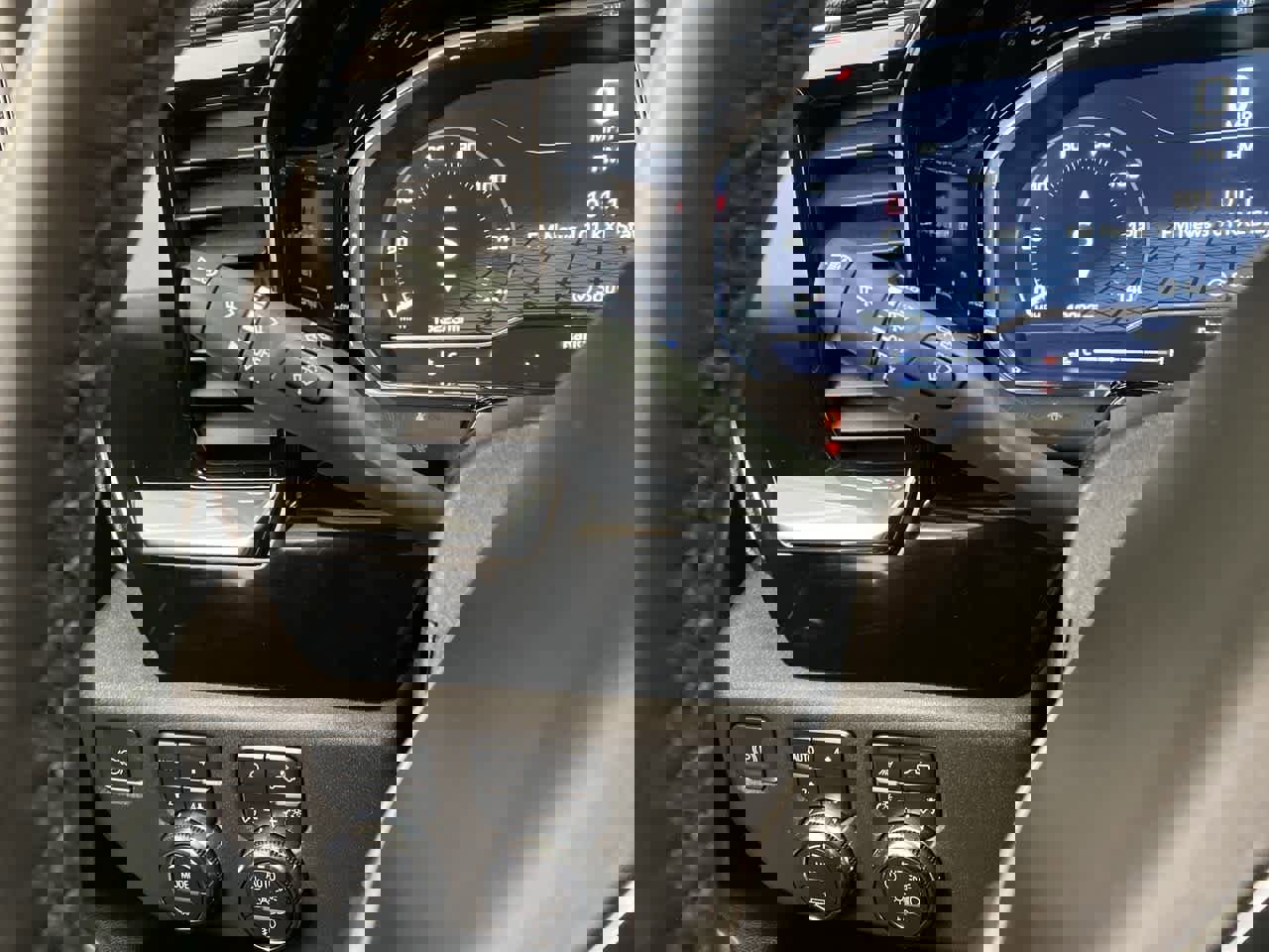 Used 2023 GMC Sierra 1500 SLT w/ SLT Premium Package image 22