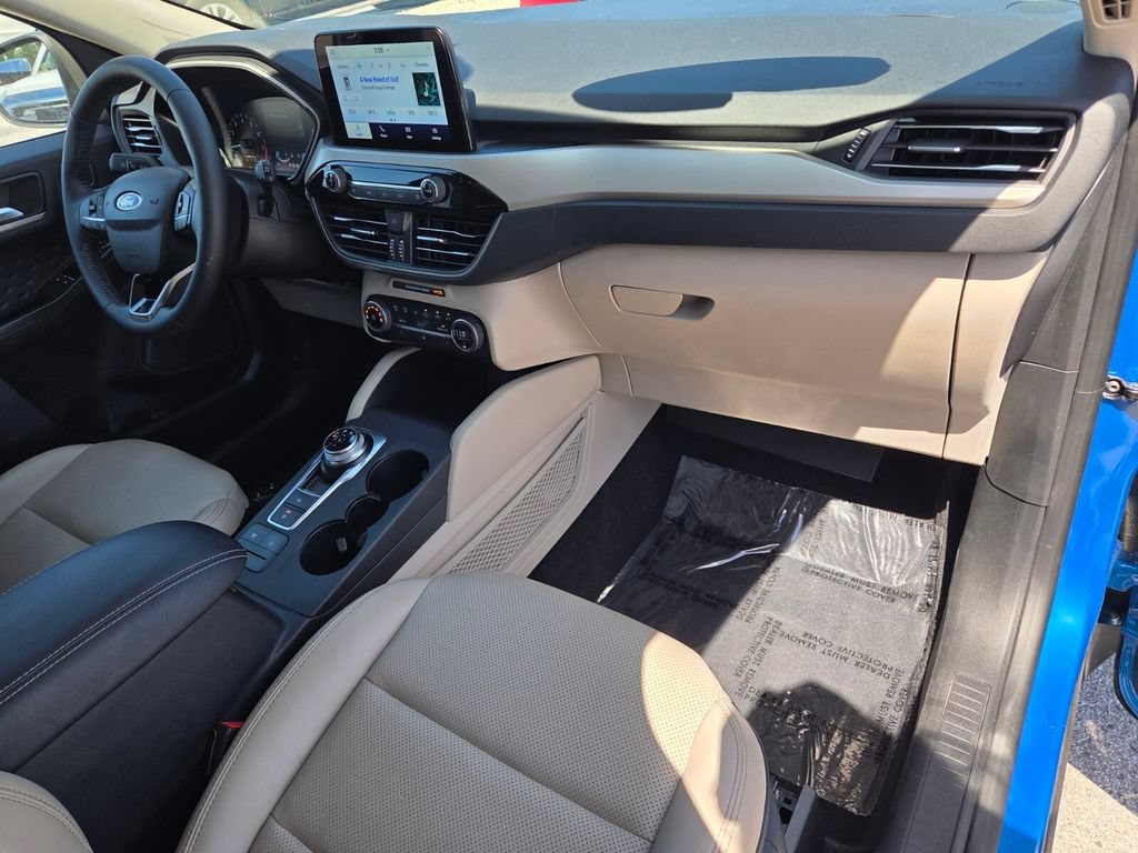 Used 2020 Ford Escape SEL FWD image 16