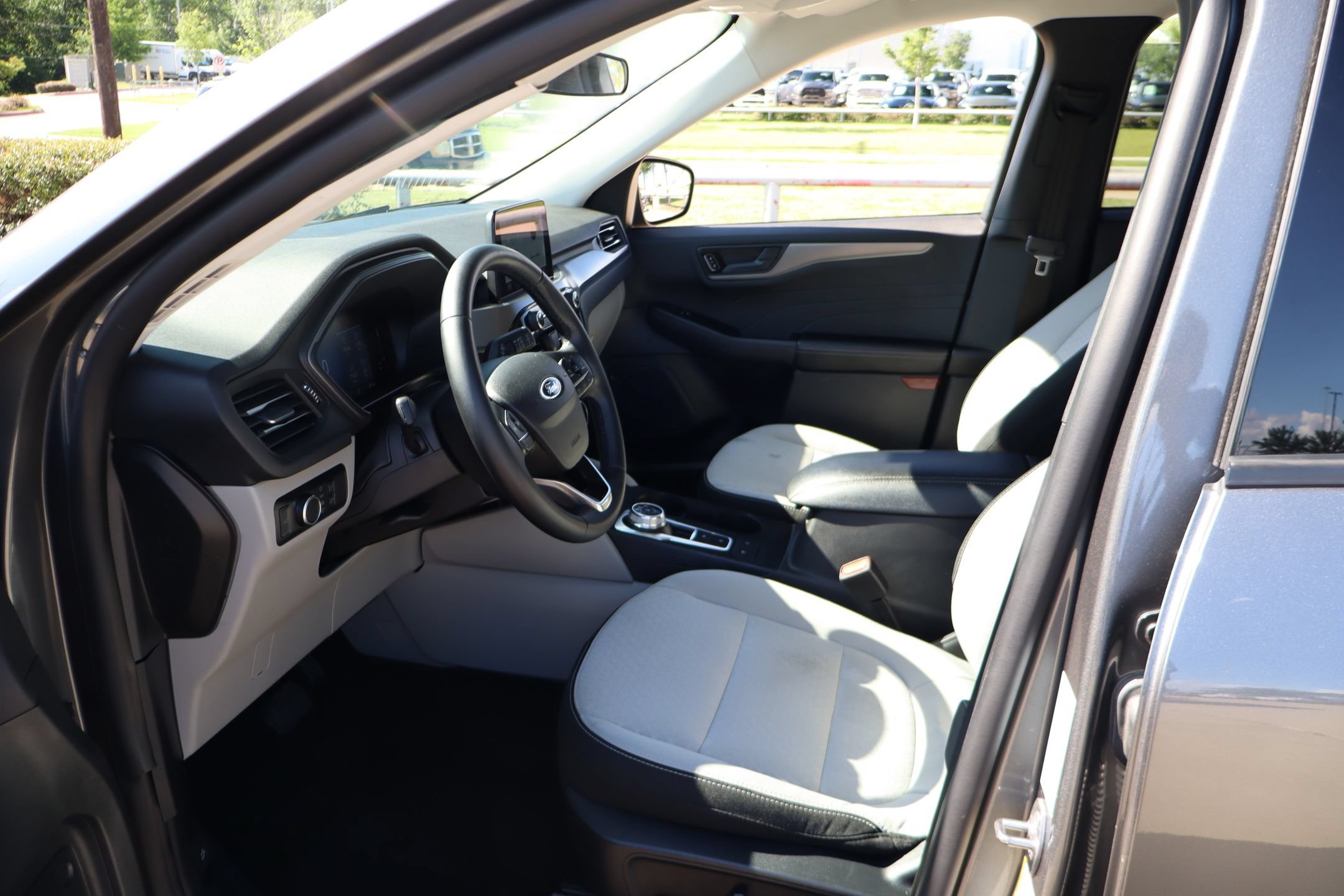 Used 2024 Ford Escape Active FWD image 24