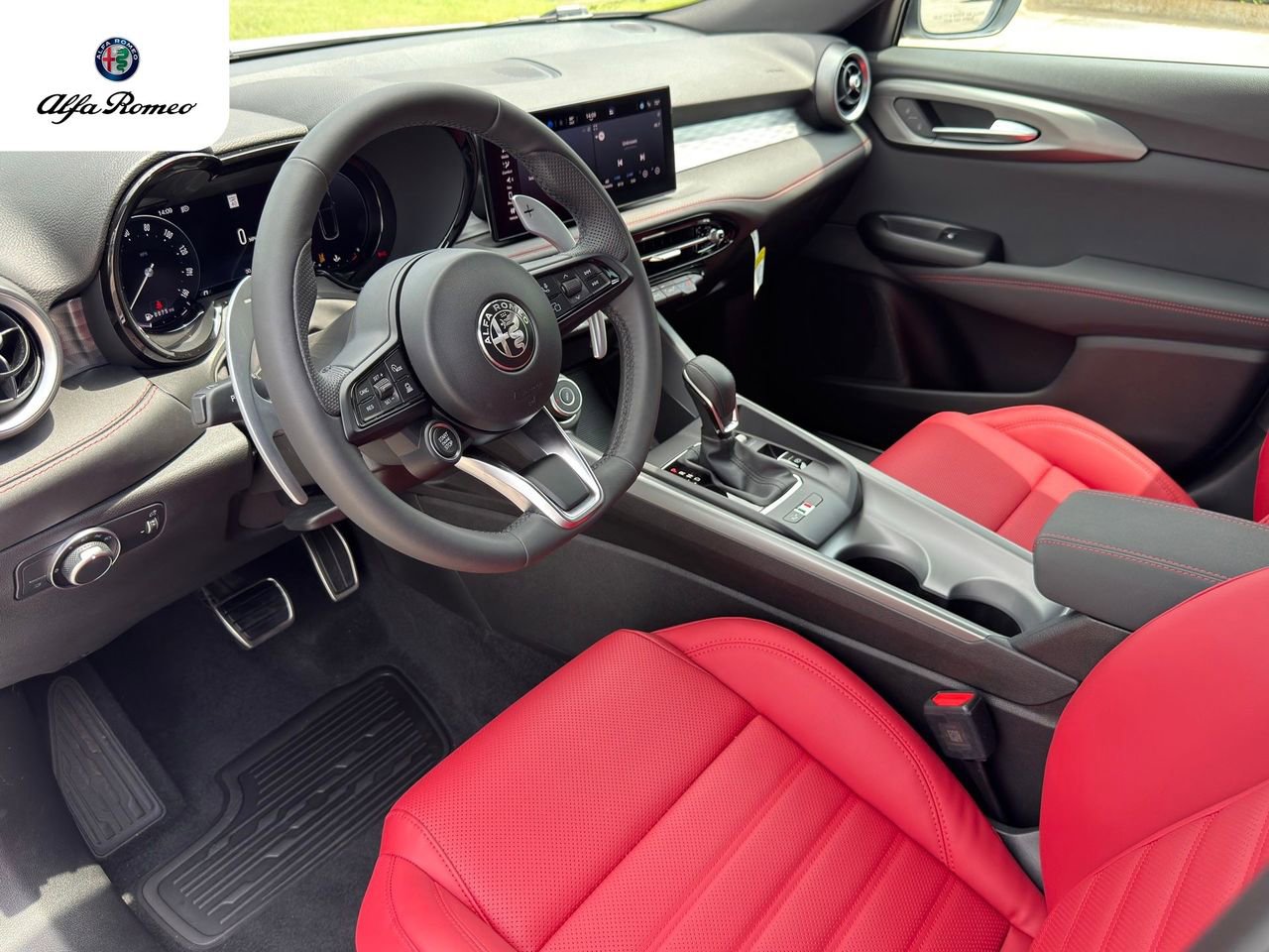 New 2026 Alfa Romeo Tonale w/ Quick Order Package 23H Volce image 11