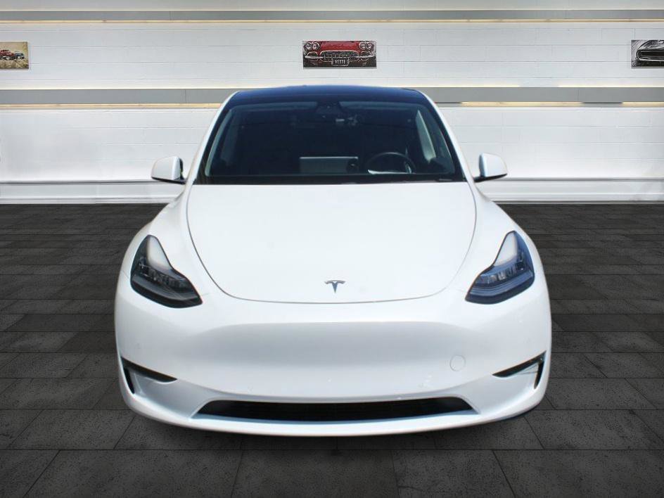 Used 2021 Tesla Model Y Long Range image 2