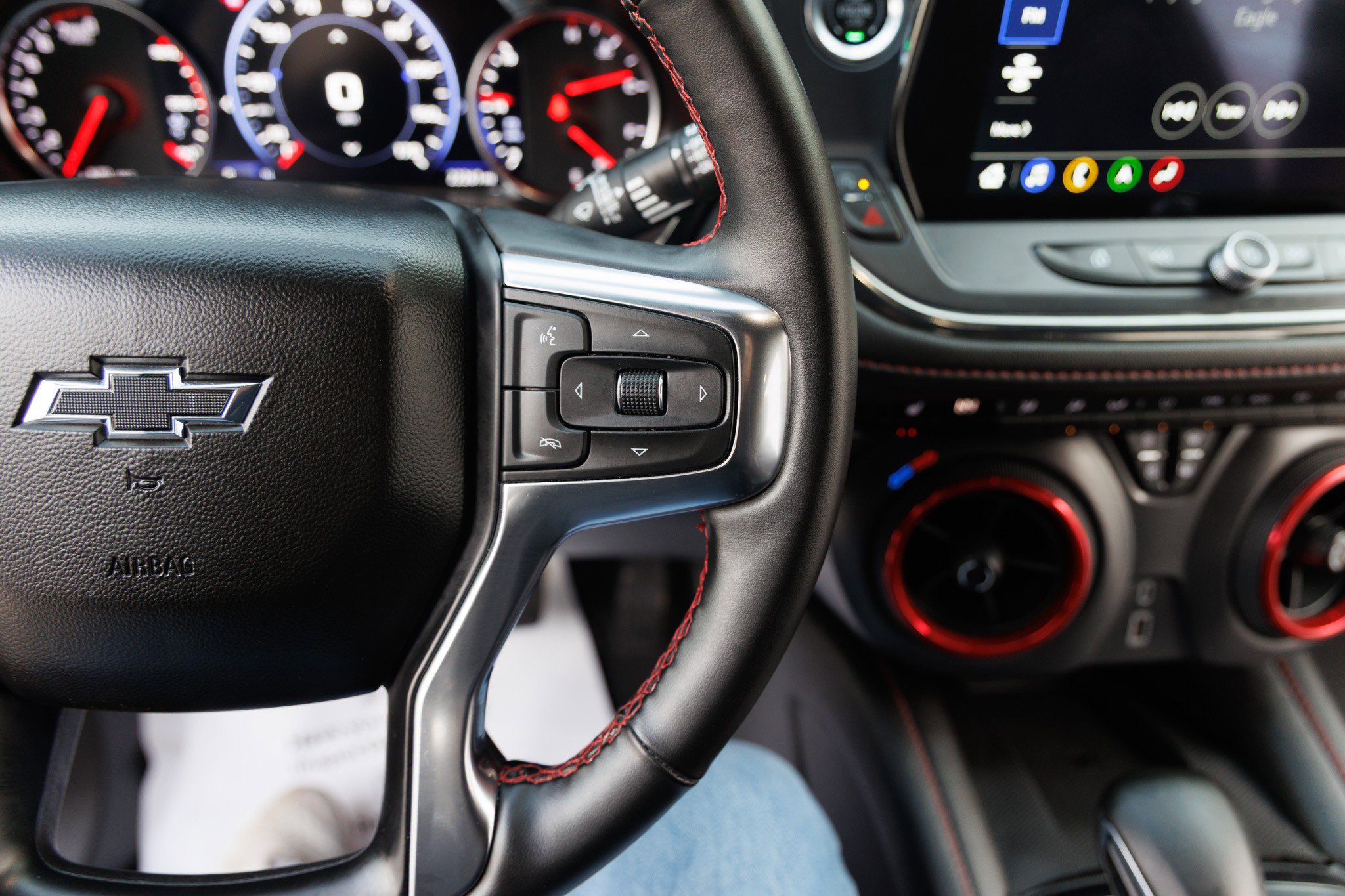 Used 2025 Chevrolet Blazer RS image 18