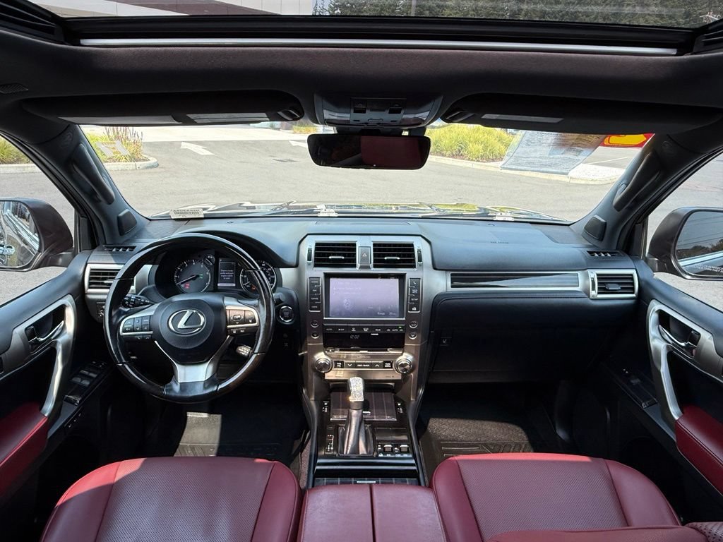 Used 2020 Lexus GX 460 Premium w/ Premium Package AWD/4WD image 14